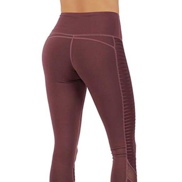 Dry-Fit Cut Out Mesh Panels Workout Leggings 647 - Picture 4 of 4